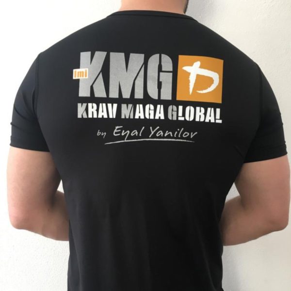 Das offizielle KMG Krav Maga T-Shirt aus kühlender Funktionsfaser.